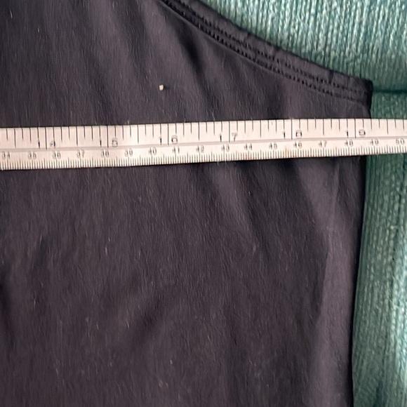 Women’s [L] Tank top casual, sport, yoga top, black, straps criss cross style - Picture 8 of 11